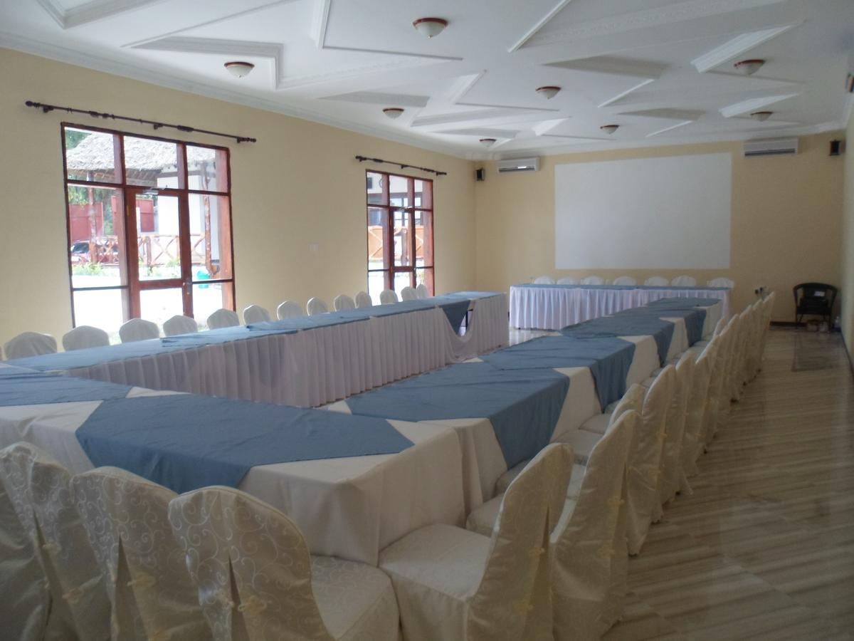 Amaan Ocean Hotel Kihinani Bububu Exterior foto