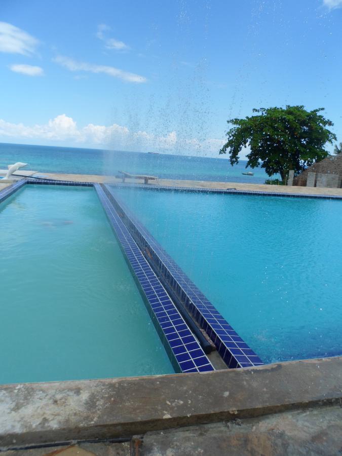 Amaan Ocean Hotel Kihinani Bububu Exterior foto