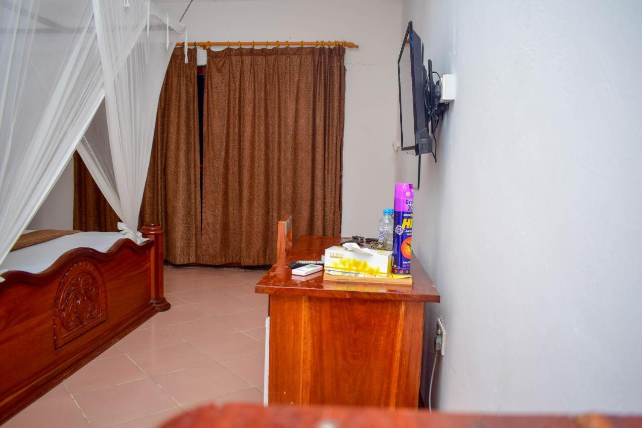 Amaan Ocean Hotel Kihinani Bububu Exterior foto