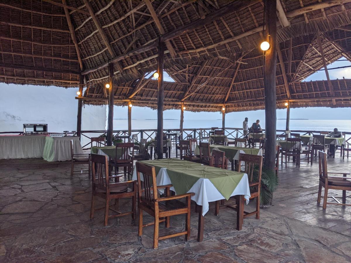 Amaan Ocean Hotel Kihinani Bububu Exterior foto